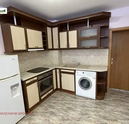 Снимка 3 — Двустаен апартамент с две тераси в Кършияка, Пловдив
