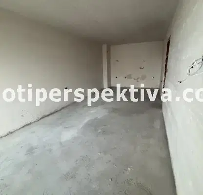 Снимка 2 — Двустаен апартамент в Пловдив, Кършияка