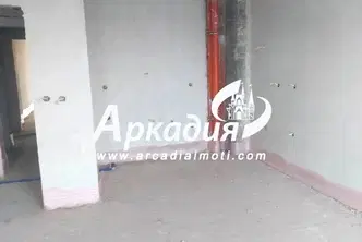 Двустаен апартамент с тераса в Кършияка, Пловдив