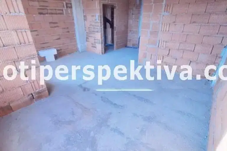 Двустаен апартамент в Пловдив, Кършияка