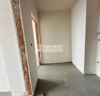Снимка 3 — Двустаен апартамент в Пловдив, Кършияка