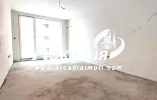 Двустаен апартамент с тераса в Кършияка, Пловдив