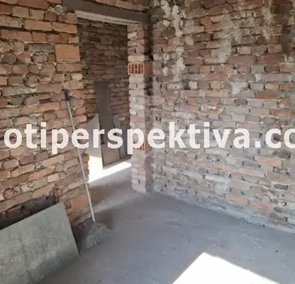 Снимка 4 — Двустаен апартамент в Пловдив, Кючук Париж
