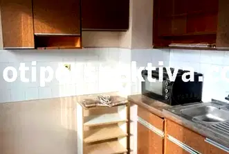 Двустаен апартамент за ремонт в Кючук Париж, Пловдив