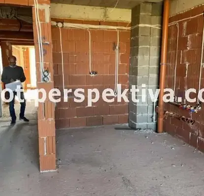 Снимка 2 — Двустаен апартамент в Пловдив, Кючук Париж