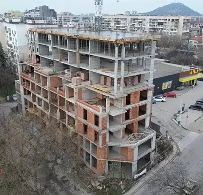 Снимка 3 — Двустаен апартамент в Пловдив, Кючук Париж