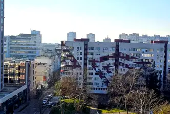 Двустаен апартамент в Бургас, Лазур
