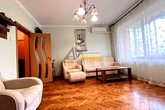 Двустаен апартамент с две тераси в Лазур, Бургас