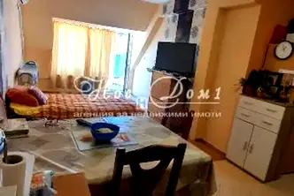 Двустаен апартамент във Варна, Левски 1