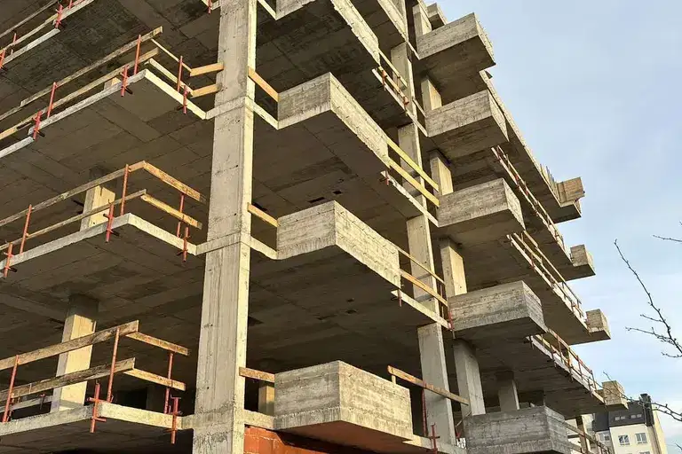 Двустаен апартамент в София, Левски