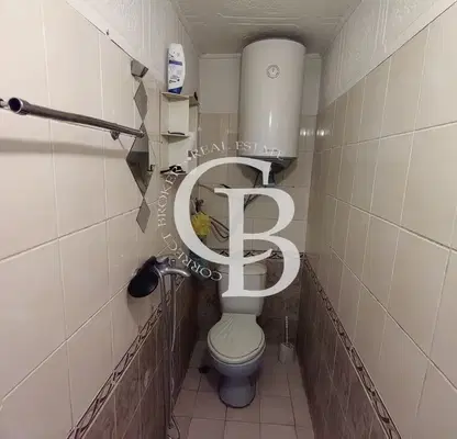 Снимка 4 — Двустаен апартамент във Варна, Лятно кино Тракия