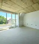 Двустаен апартамент с балкон в Лятно кино Тракия, Варна