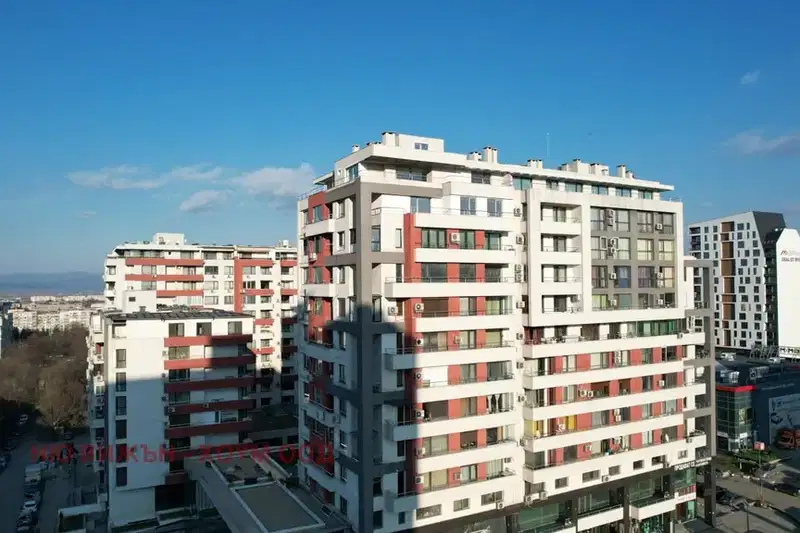 Двустаен апартамент в София, Люлин 2
