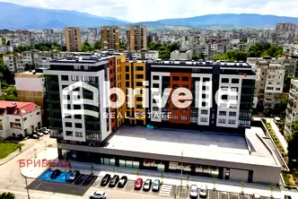 Двустаен апартамент в София, Люлин 4