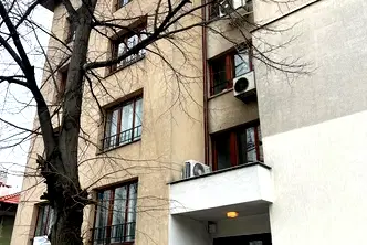 Двустаен апартамент с южно изложение в Люлин 7, София