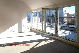 Двустаен апартамент в София, Люлин 8