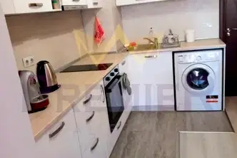 Двустаен апартамент в София, Люлин 9