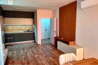 Двустаен апартамент във Варна, м-т Планова