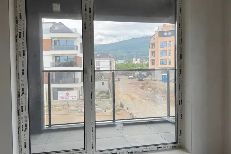 Двустаен апартамент с панорамна гледка в Малинова долина, София