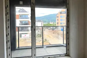 Двустаен апартамент с панорамна гледка в Малинова долина, София