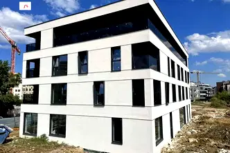 Просторен 2-стаен апартамент с тераса в Малинова долина, София