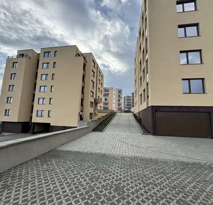 Снимка 4 — Двустаен апартамент в Бургас, Меден рудник - зона Д