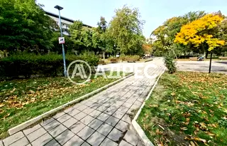 Двустаен апартамент с две тераси в Младежки Хълм, Пловдив