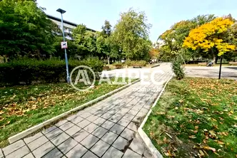 Двустаен апартамент с две тераси в Младежки Хълм, Пловдив