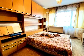 Двустаен апартамент в Монтана, Младост 1