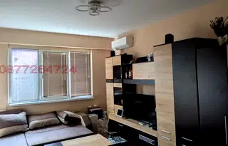 Двустаен апартамент в Монтана, Младост 2