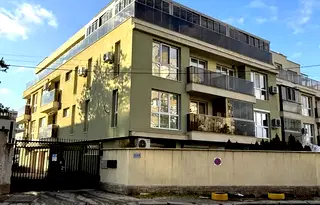 Двустаен апартамент с балкон в Обеля 2, София