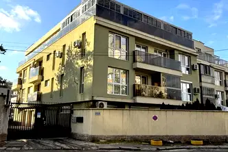 Двустаен апартамент с балкон в Обеля 2, София