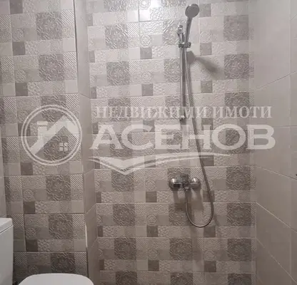 Снимка 5 — Двустаен апартамент с тераса в Оборище, София
