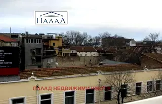 Двустаен апартамент във Варна, Операта