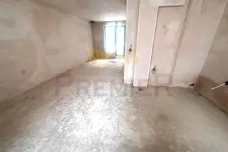 Двустаен апартамент във Варна, Операта