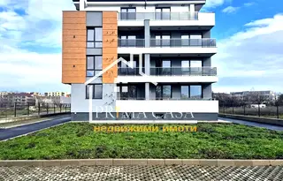 Двустаен апартамент с тераса и гледка към Родопите в Остромила, Пловдив
