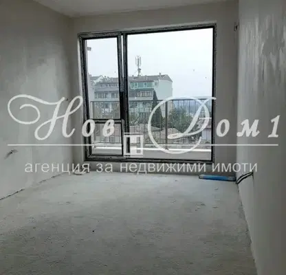 Снимка 4 — Двустаен апартамент във Варна, Погреби