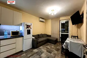 Двустаен апартамент в Русе, Родина 1