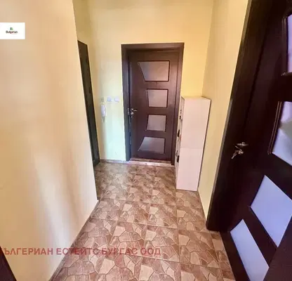Снимка 2 — Двустаен апартамент в Бургас, Сарафово