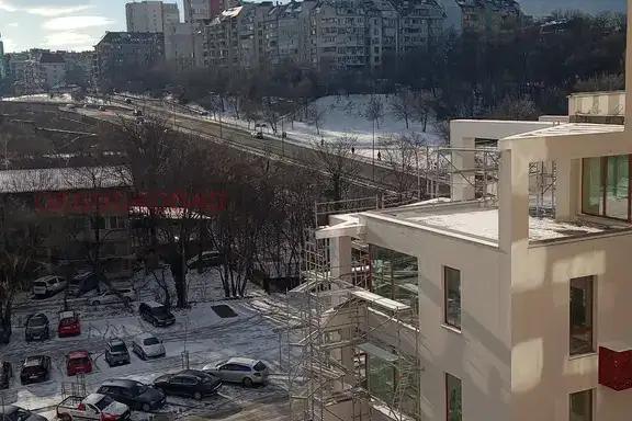 Двустаен апартамент в София, Сердика