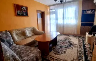 Двустаен апартамент в Благоев, Широк център