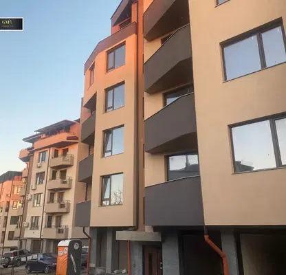 Снимка 3 — Двустаен апартамент в Плевен, Широк център