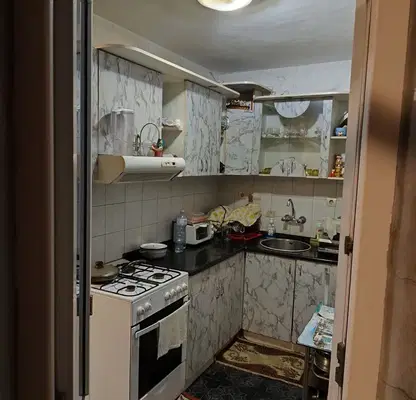 Снимка 4 — Двустаен апартамент в Плевен, Широк център