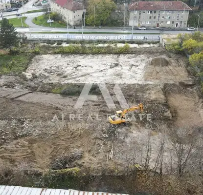 Снимка 4 — Двустаен апартамент в Плевен, Широк център