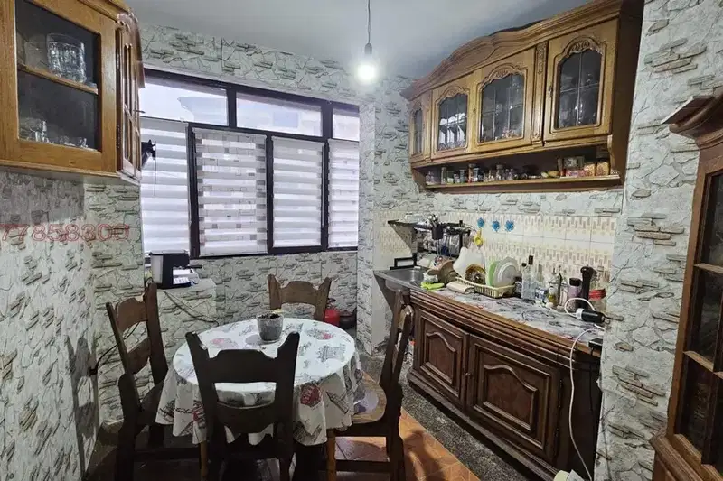 Двустаен апартамент в Монтана, Широк център
