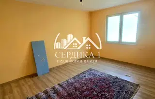 Двустаен апартамент в Благоев, Широк център