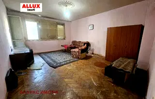 Двустаен апартамент в Русе, Широк център