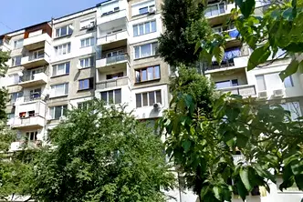 Двустаен апартамент в София, Света Троица