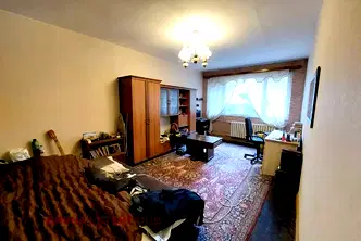 Просторен 2-стаен апартамент с мазе в Света Троица, София