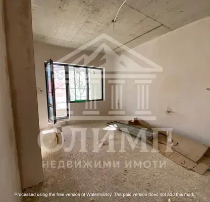 Снимка 3 — Двустаен апартамент в Добрич, Свети Георги